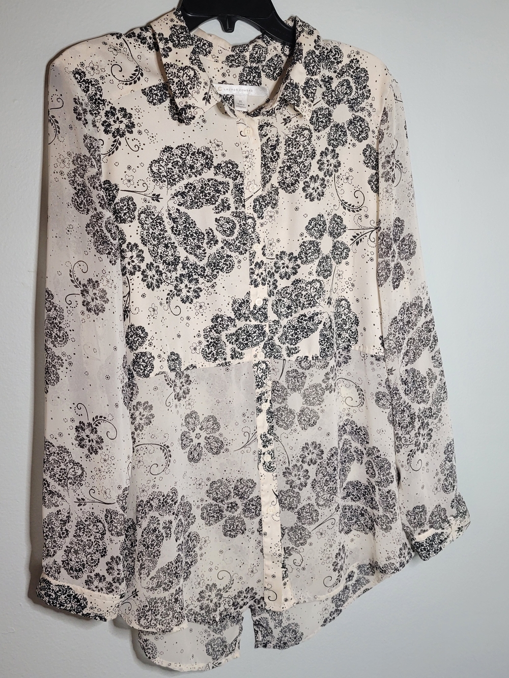 Floral Print Button-Up Blouse in Cream and Black